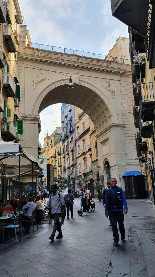 Apartamento Casa Rosi Nel Cuore Di Napoli Exterior foto